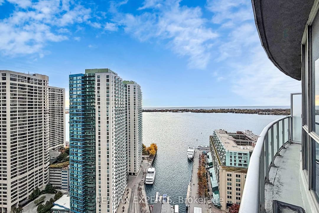 8 York Street Unit 2905, Downtown Toronto / Waterfront