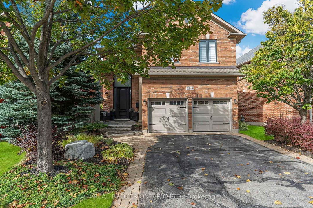 2243 Woodcrest Drive, Oakville