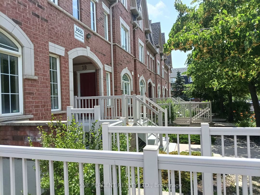 3055 Elmcreek Road Unit 5, Mississauga