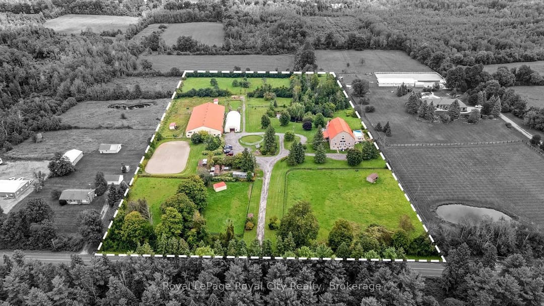11233 2nd Line, Milton