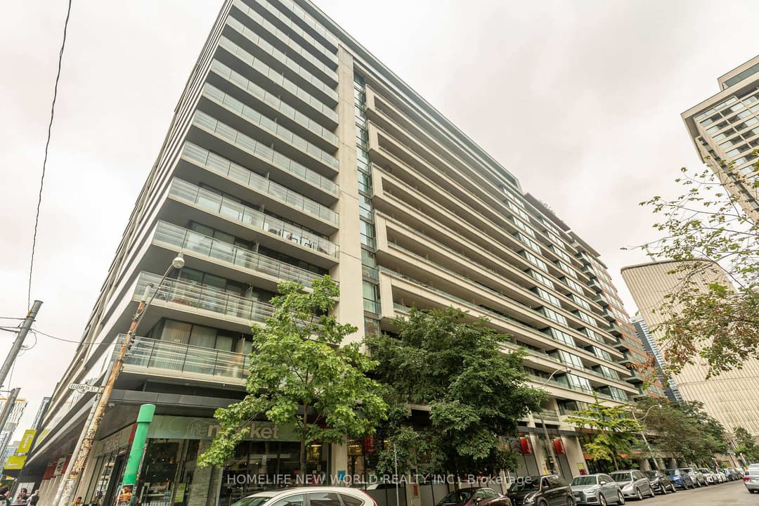 111 Elizabeth Street Unit 951, Downtown Toronto / Waterfront