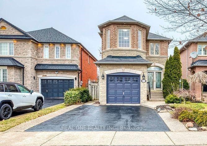 2093 Shorncliffe Boulevard, Oakville