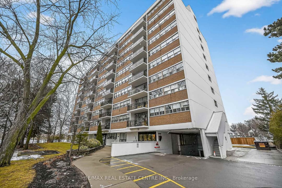 212 Kerr Street Unit 702, Oakville