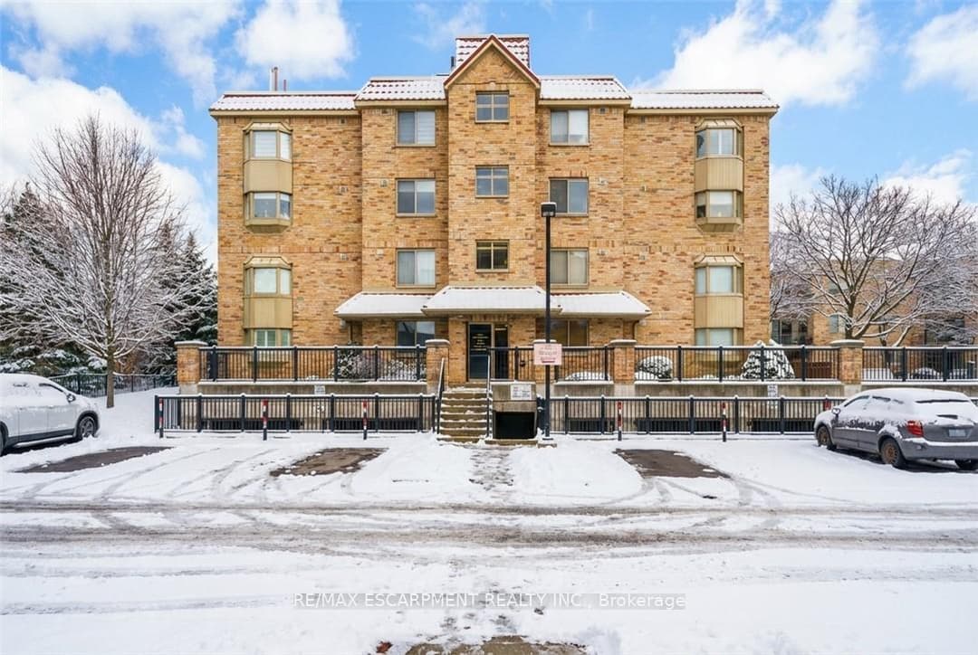 3499 UPPER MIDDLE Road Unit 211, Burlington
