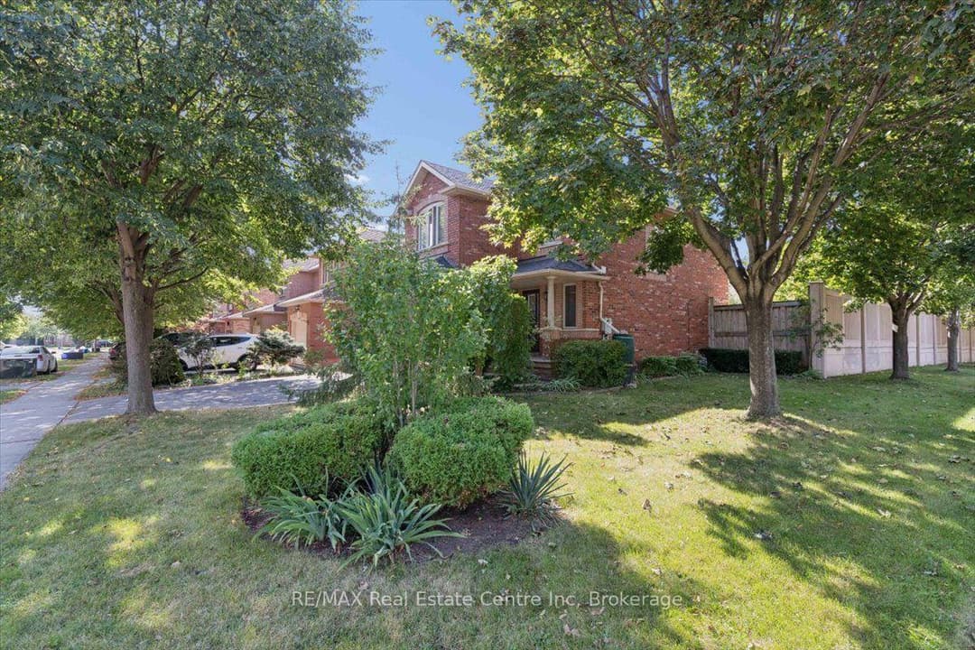 2524 Logan Avenue, Oakville