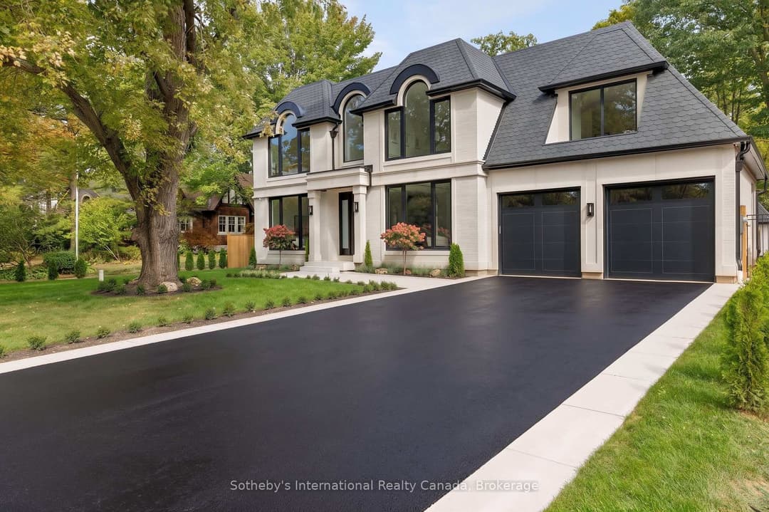 123 Tavistock Square, Oakville