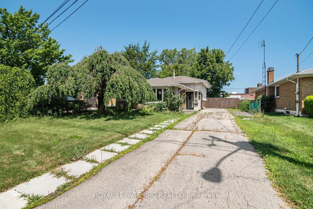 100 Mountain Avenue, Hamilton