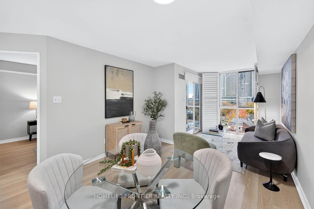 Virtual tour of 801 King Street Unit 608, Downtown Toronto / Waterfront