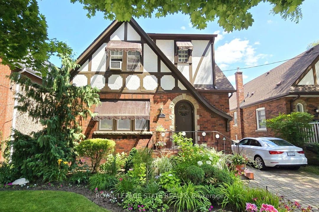 107 Bond Street, Hamilton