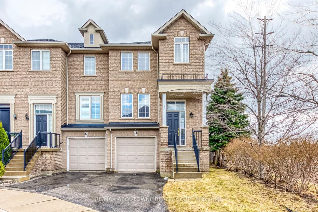 2280 Baronwood Drive Unit Unit 18, Oakville