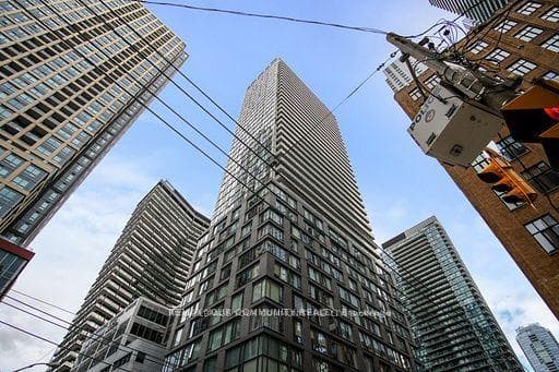 101 PETER Street Unit 602, Downtown Toronto / Waterfront