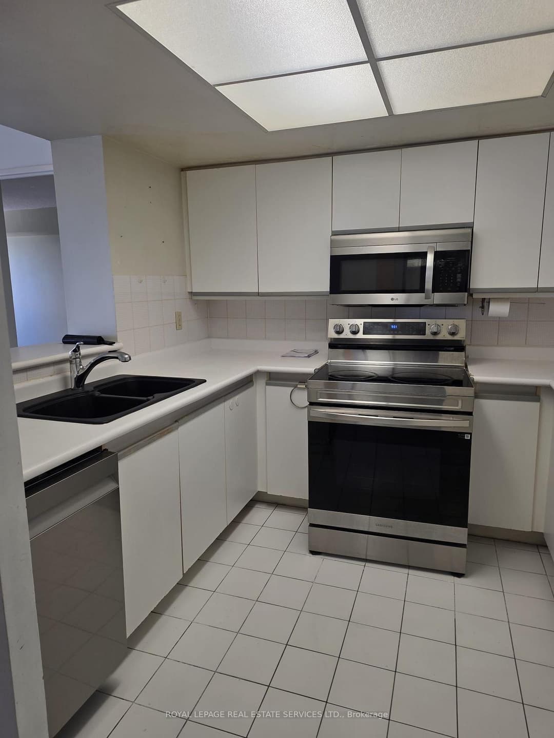 335 Webb Drive Unit 708, Mississauga