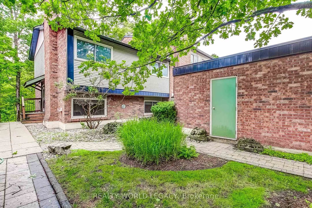 1580 Kerns Road Unit 1, Burlington