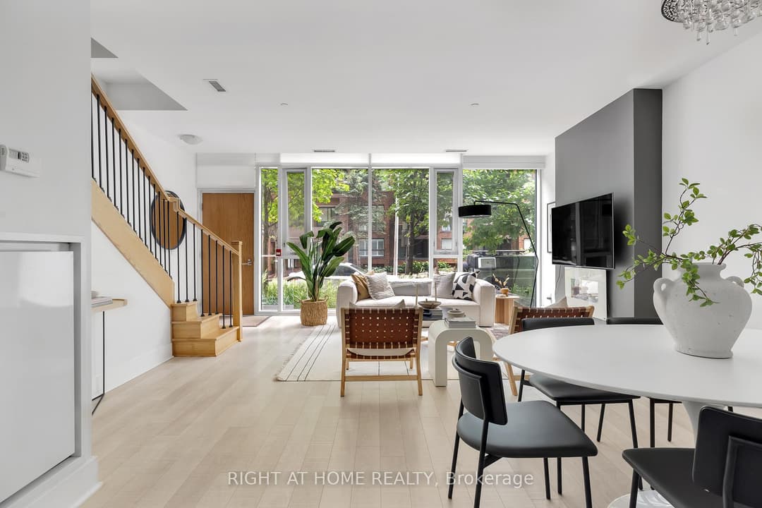32 Davenport Road Unit TH 101, Annex / Yorkville / Summerhill