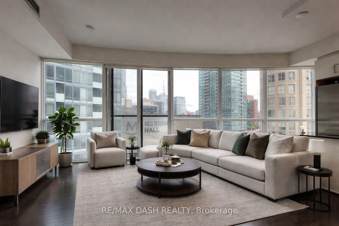 1 The Esplanade Drive Unit 1005, Regent Park / Cabbagetown / St. James Town