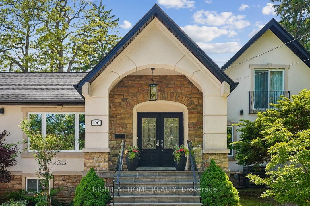 2090 Stonehouse Crescent, Mississauga