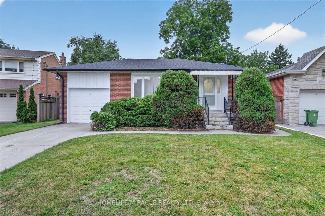 18 Elderfield Crescent, Etobicoke (Islington / Rexdale)