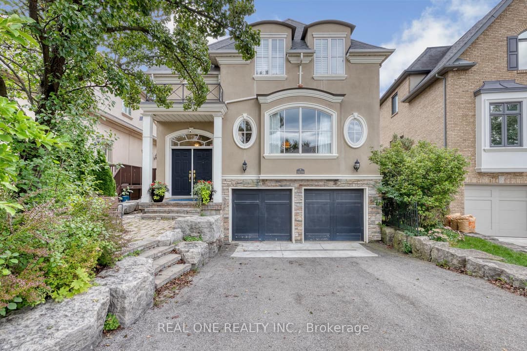 2278 Woodfield Road, Oakville