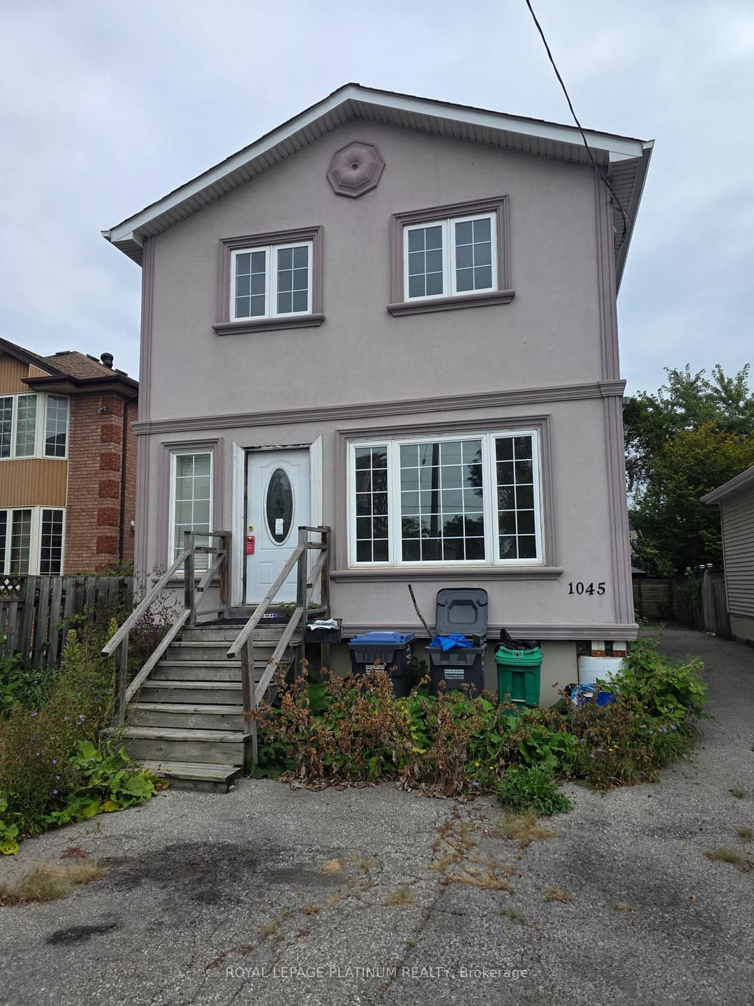 1045 Cawthra Road, Mississauga