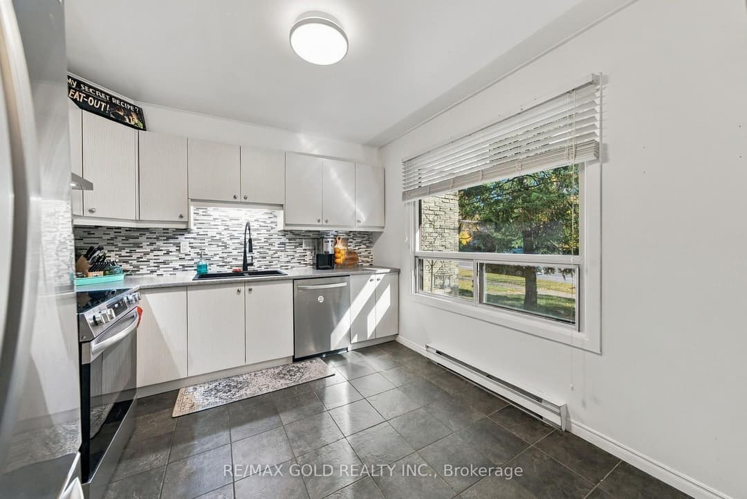 6540 Falconer Drive Unit 45, Mississauga