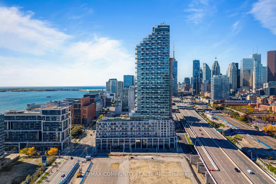 16 Bonnycastle Street Unit 2102, Regent Park / Cabbagetown / St. James Town