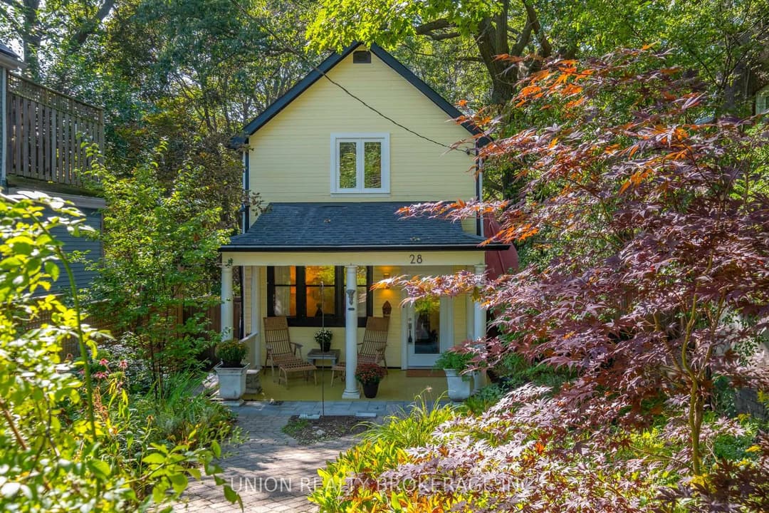 28 Victoria Park Avenue, The Beaches / Upper Beaches