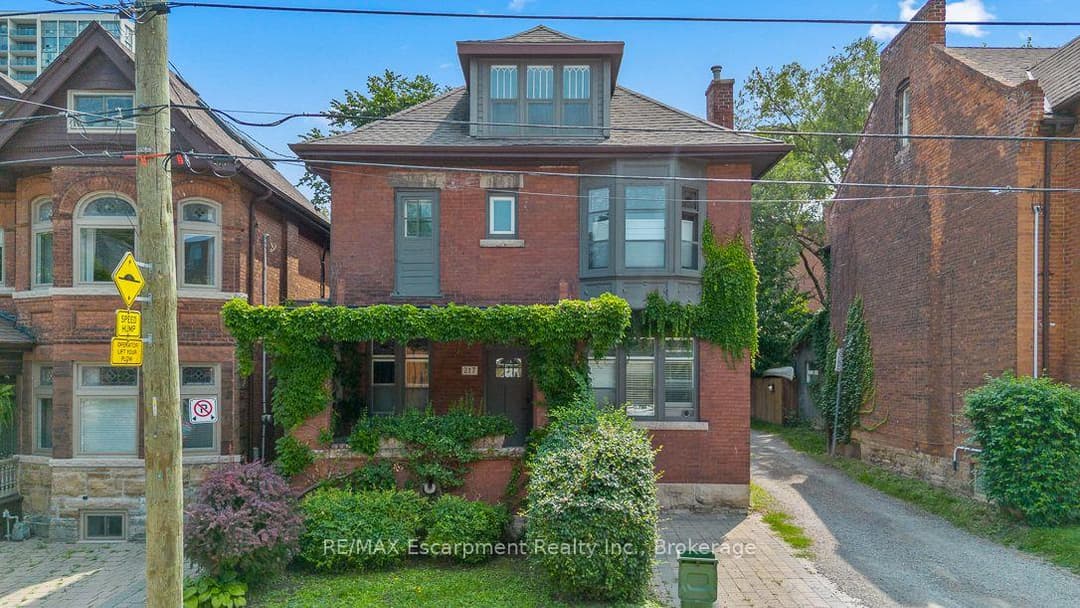 217 Caroline Street, Hamilton