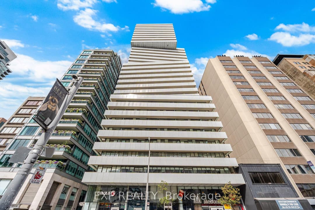 200 Bloor Street Unit 2505, Annex / Yorkville / Summerhill