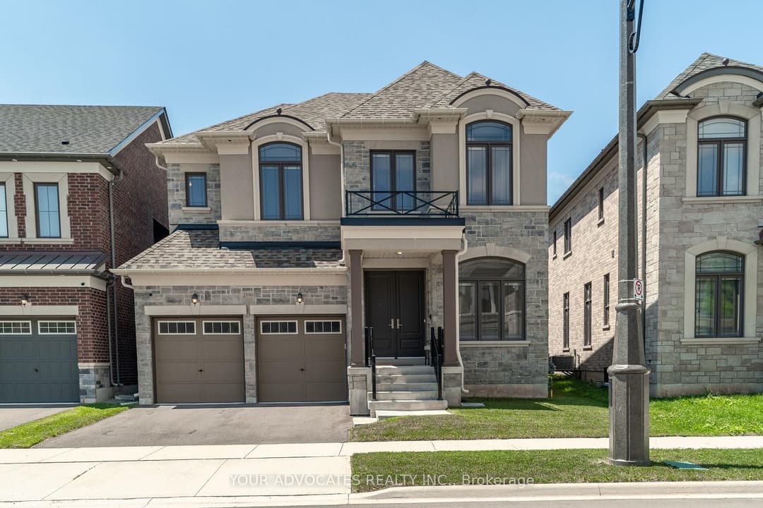 1390 Queens Plate Road, Oakville