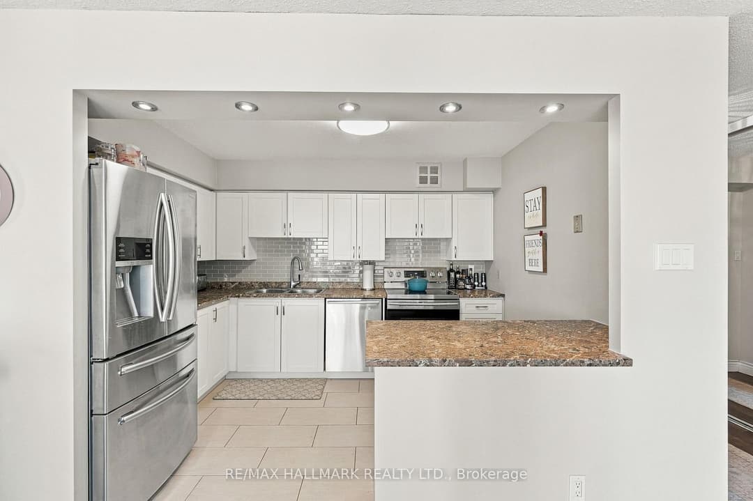 1485 Lakeshore Road Unit 903, Mississauga