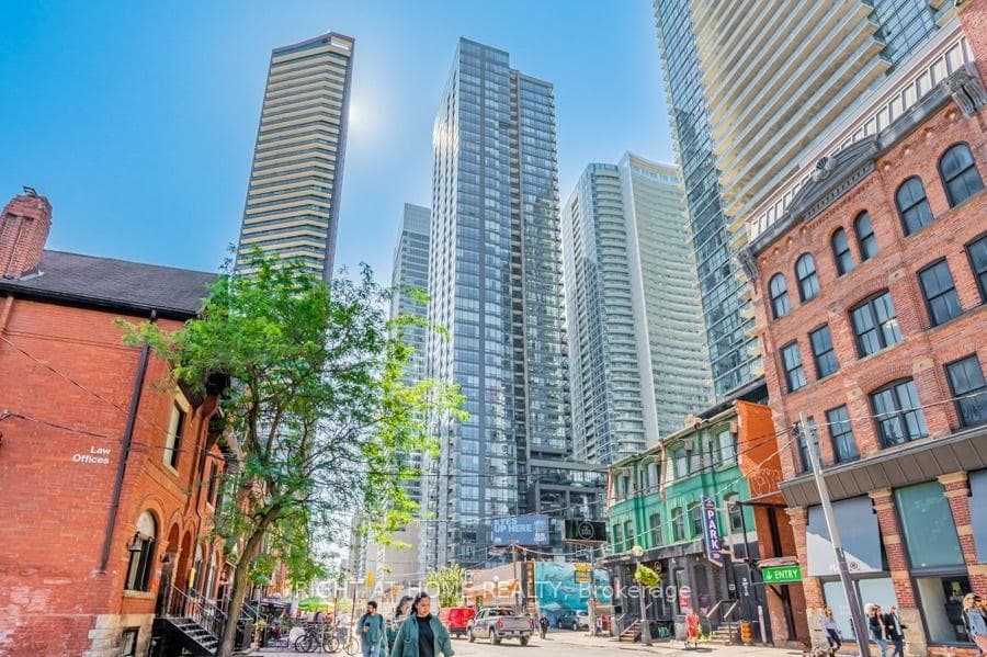 295 Adelaide Street Unit 1210, Downtown Toronto / Waterfront