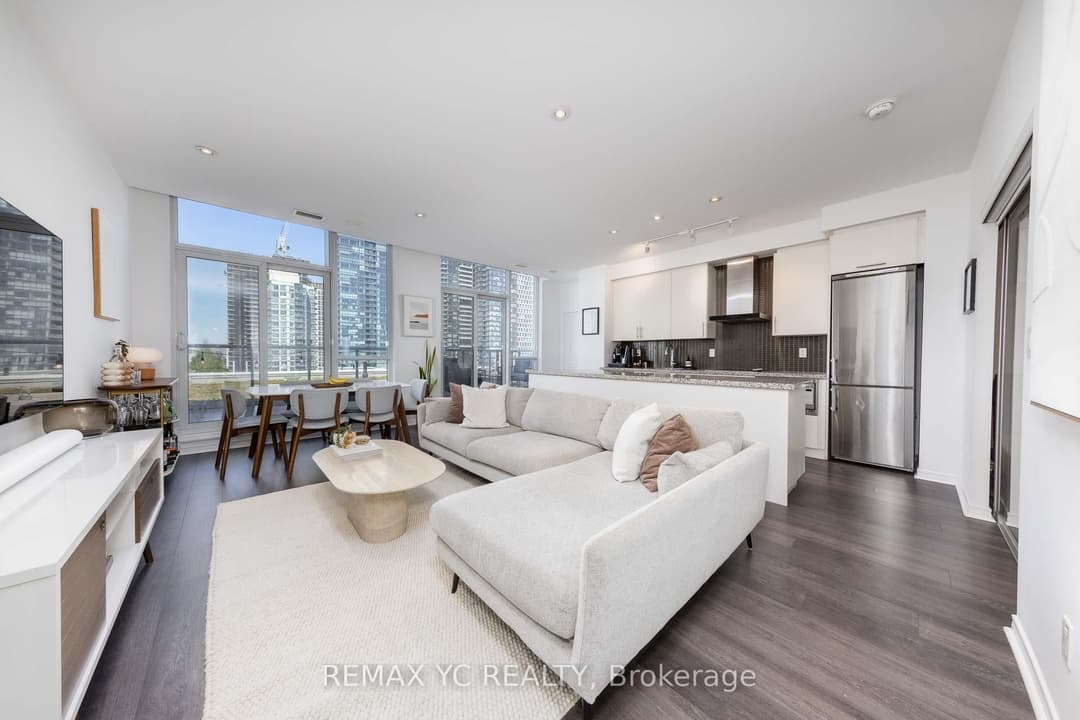 352 Front Street Unit PH09, Downtown Toronto / Waterfront