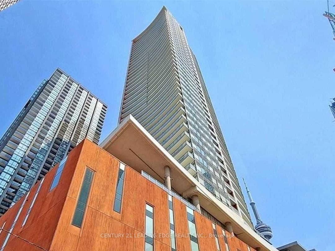 21 Widmer Street Unit 1702, Downtown Toronto / Waterfront