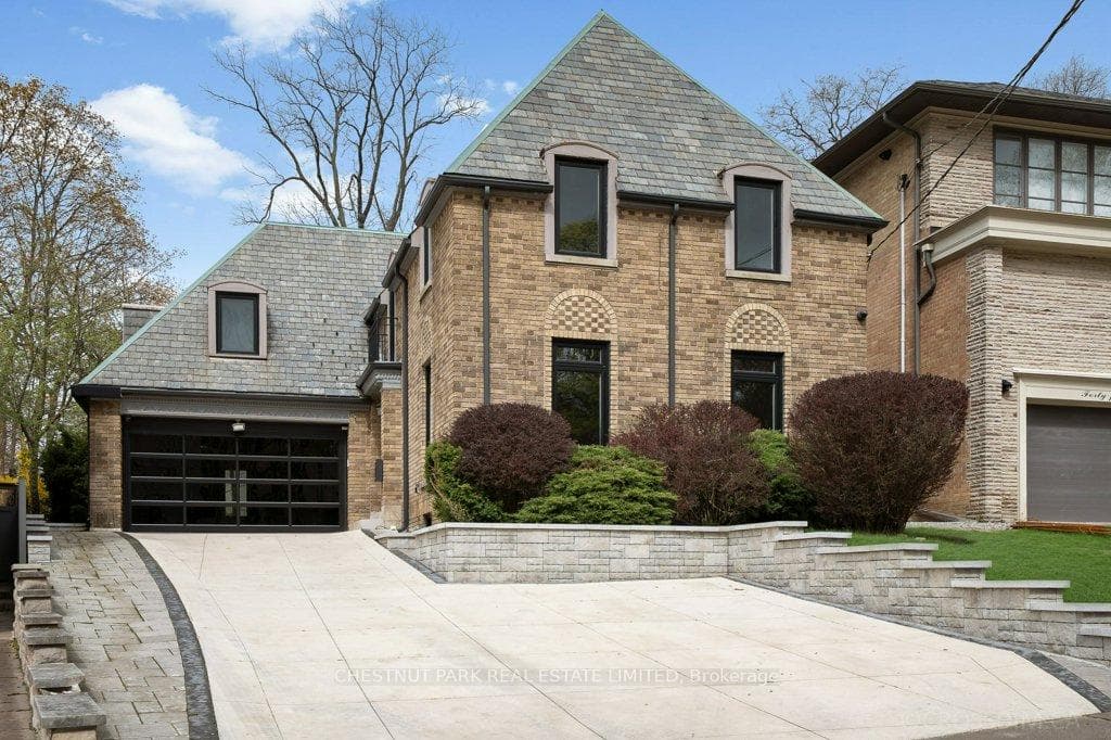 42 Glenayr Road, Forest Hill / Deer Park