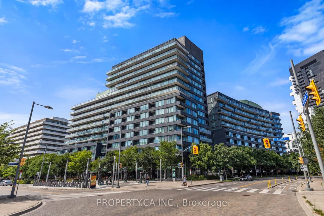 120 Bayview Avenue Unit N122, Regent Park / Cabbagetown / St. James Town
