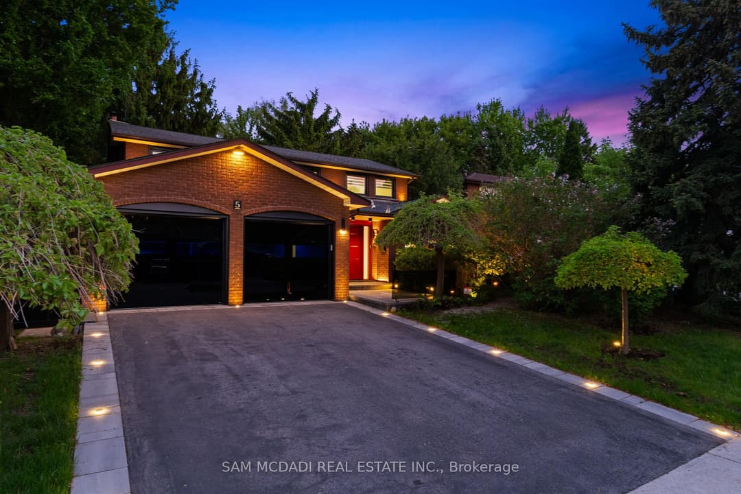5 Canterbury Crescent, Etobicoke (Islington / Rexdale)
