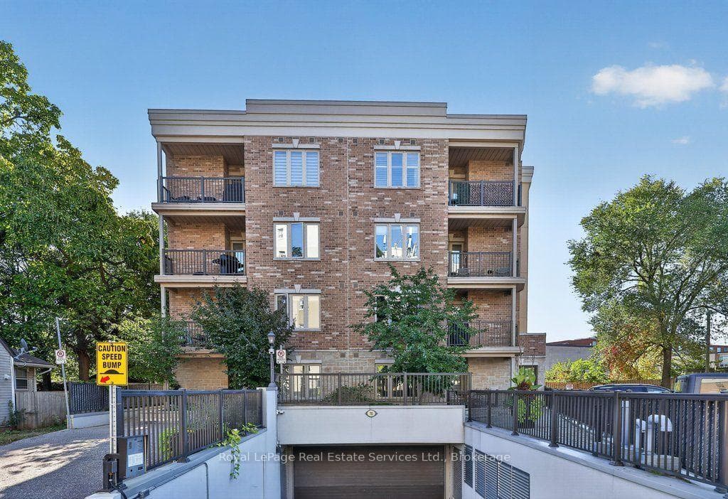 70 Stewart Street Unit 201, Oakville