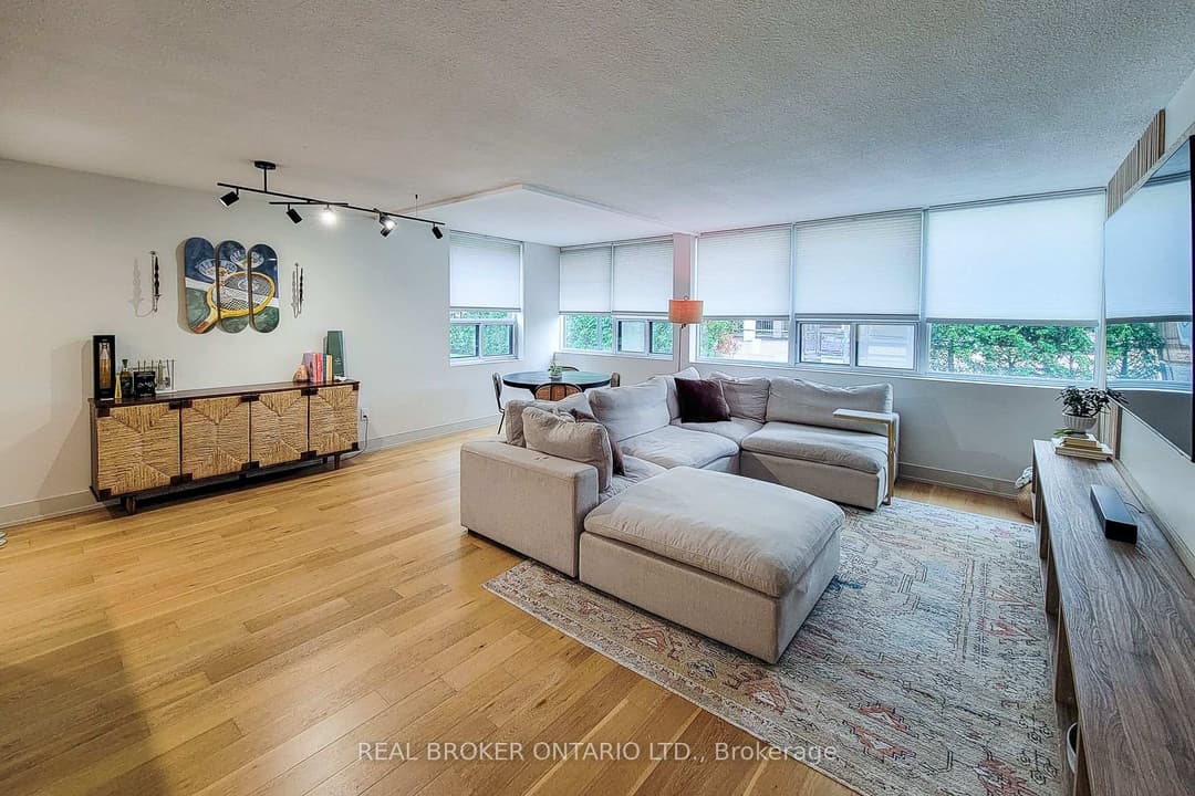 120 Duke Street Unit #202, Hamilton