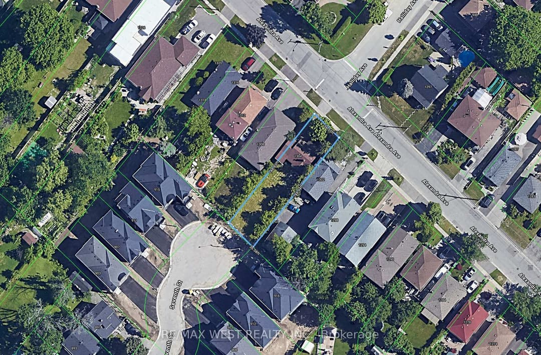 1304 Alexandra Avenue, Mississauga