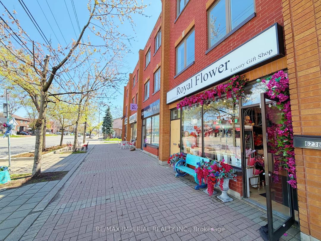 623-623A The Queensway N/A, Corso Italia / Dufferin Grove