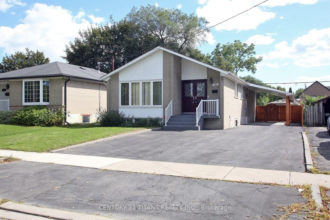 31 Monterrey Drive, Etobicoke (West Mall / Rexdale)