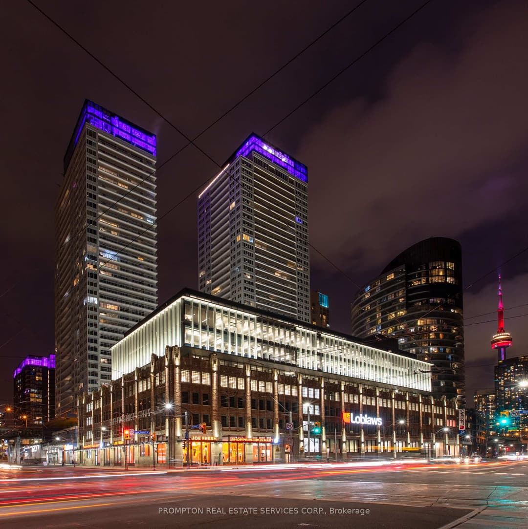19 Bathurst Street Unit 4011, Downtown Toronto / Waterfront