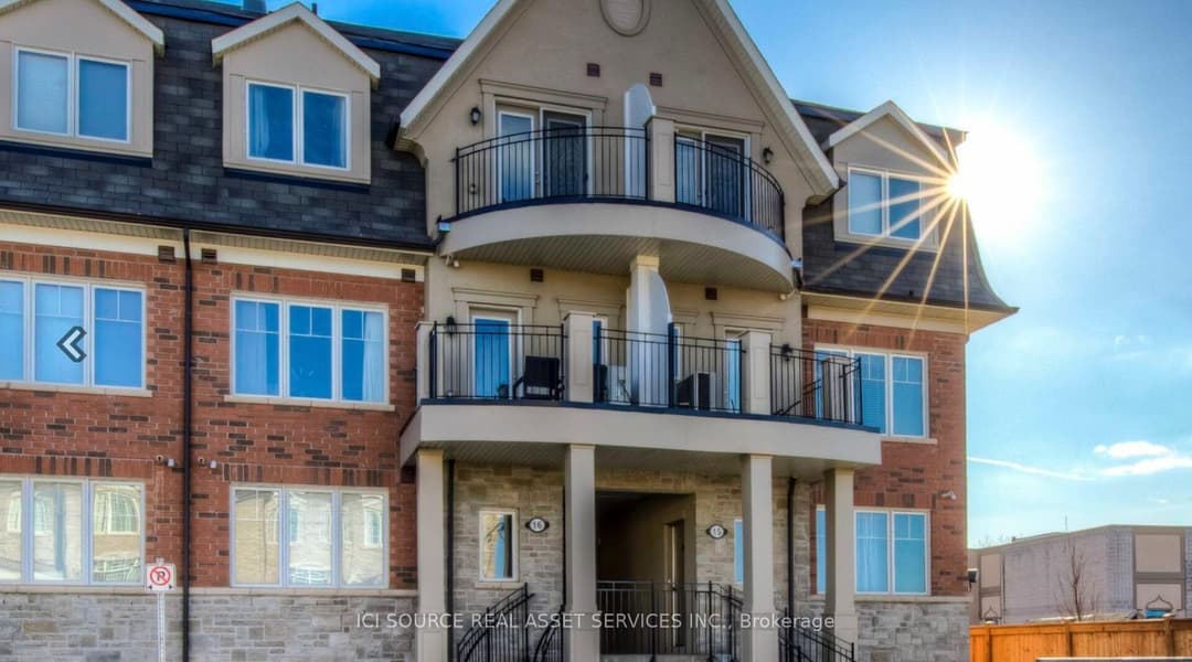 2420 Baronwood Drive Unit 1501, Oakville