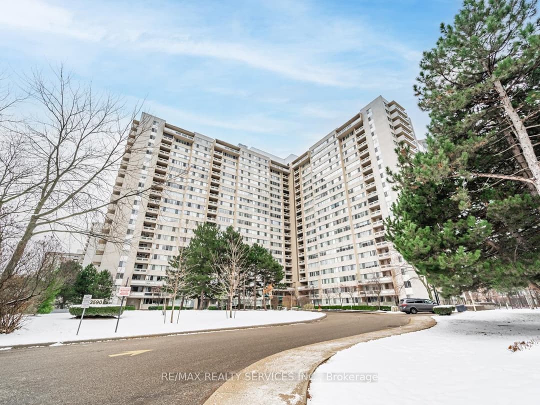 3590 Kaneff Crescent Unit 1108, Mississauga