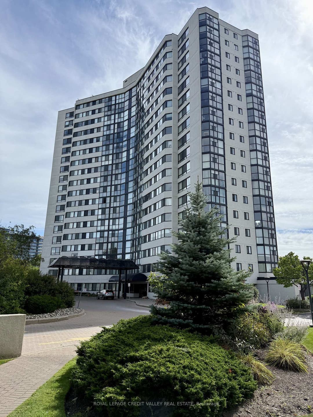 1360 Rathburn Road Unit 406, Mississauga