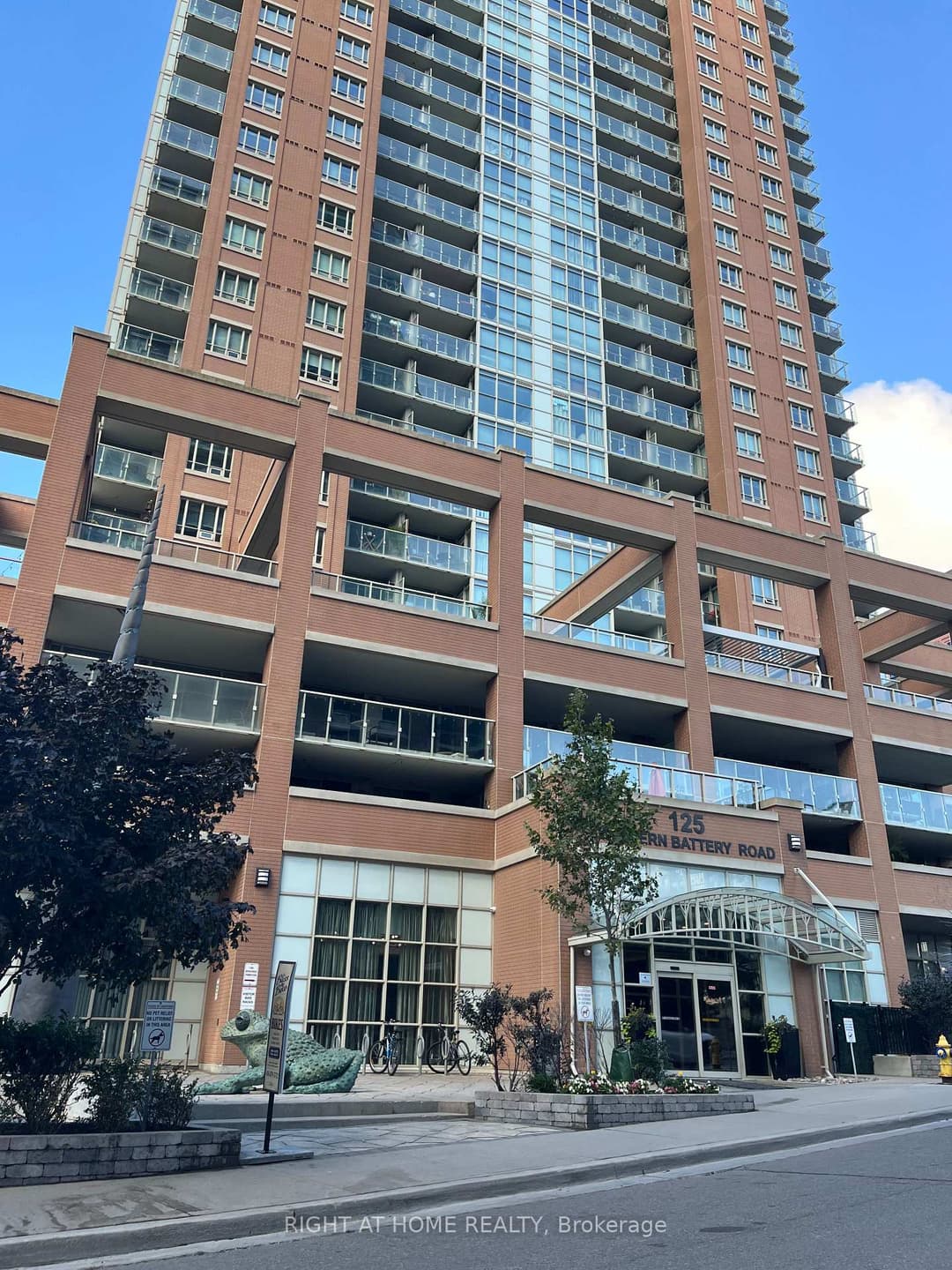 125 Western Battery Road Unit 2003, Downtown Toronto / Waterfront