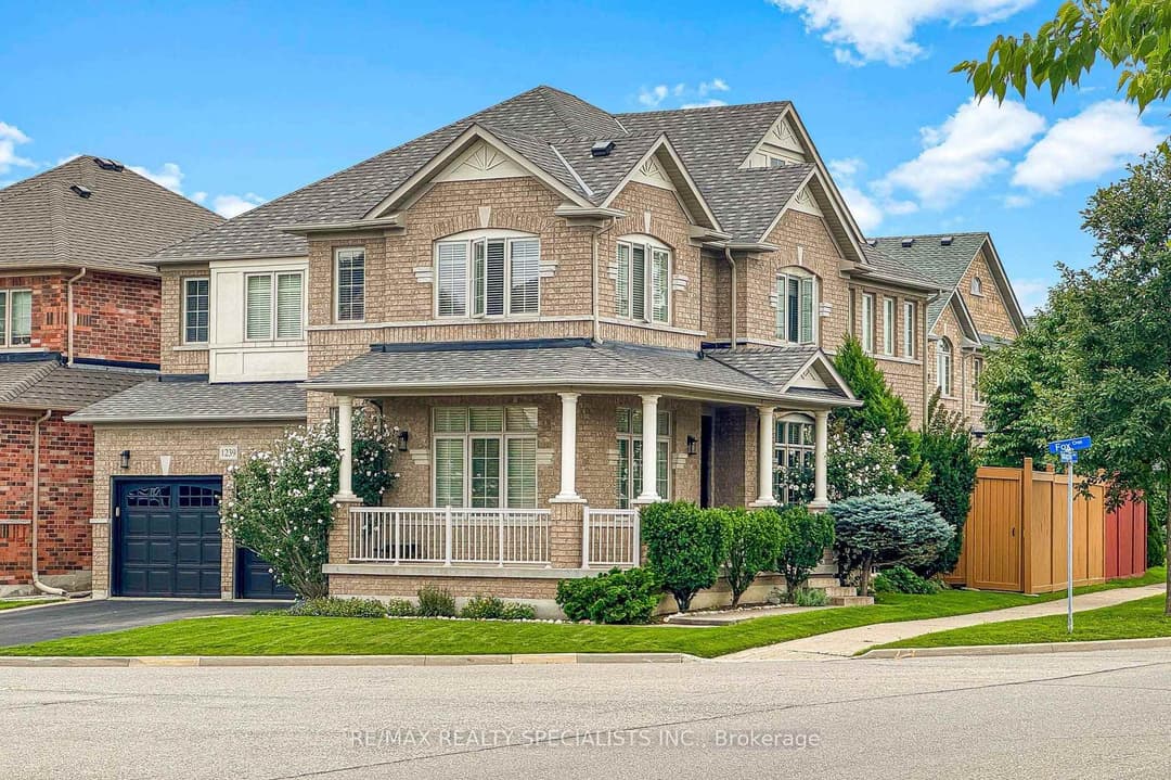 1239 Fox Crescent, Milton