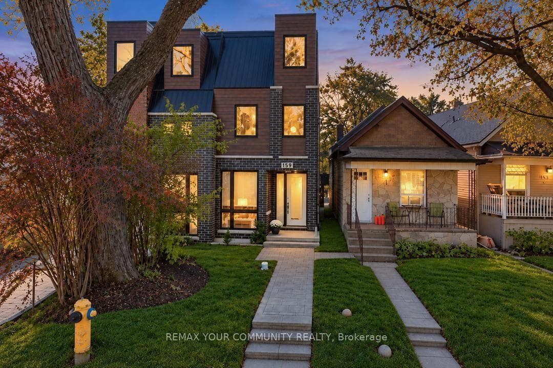 159 Boultbee Avenue, Riverdale / Leslieville