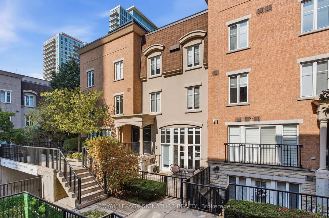 54 East Liberty Street Unit 1021, Downtown Toronto / Waterfront