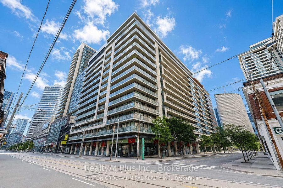 111 Elizabeth Street Unit 625, Downtown Toronto / Waterfront